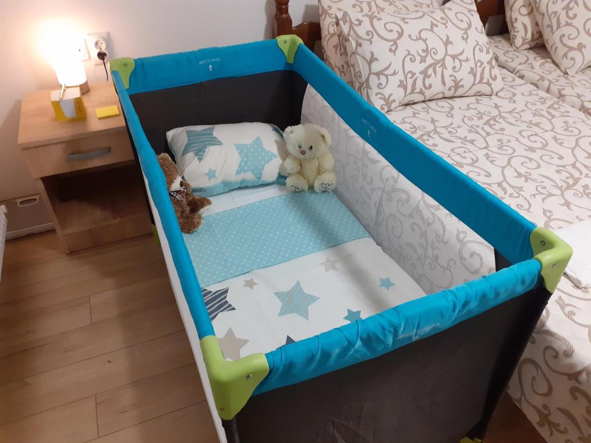 Apartman Nena Pirot Exteriér fotografie