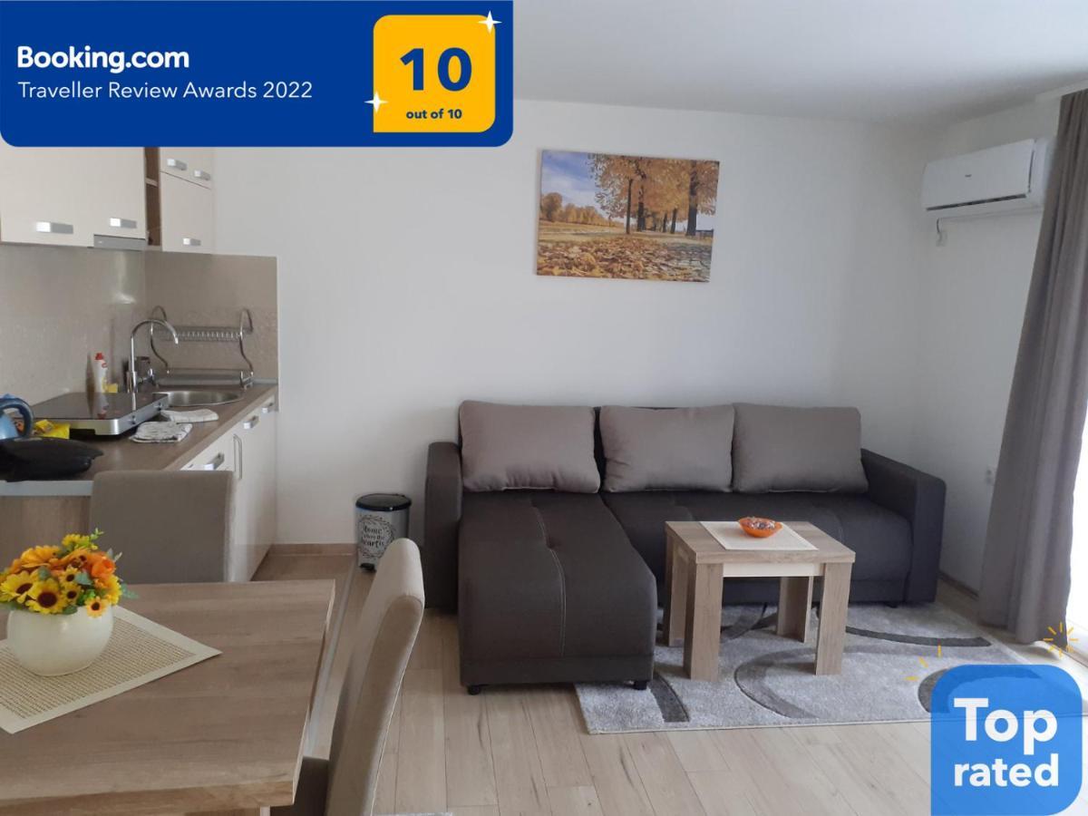 Apartman Nena Pirot Exteriér fotografie