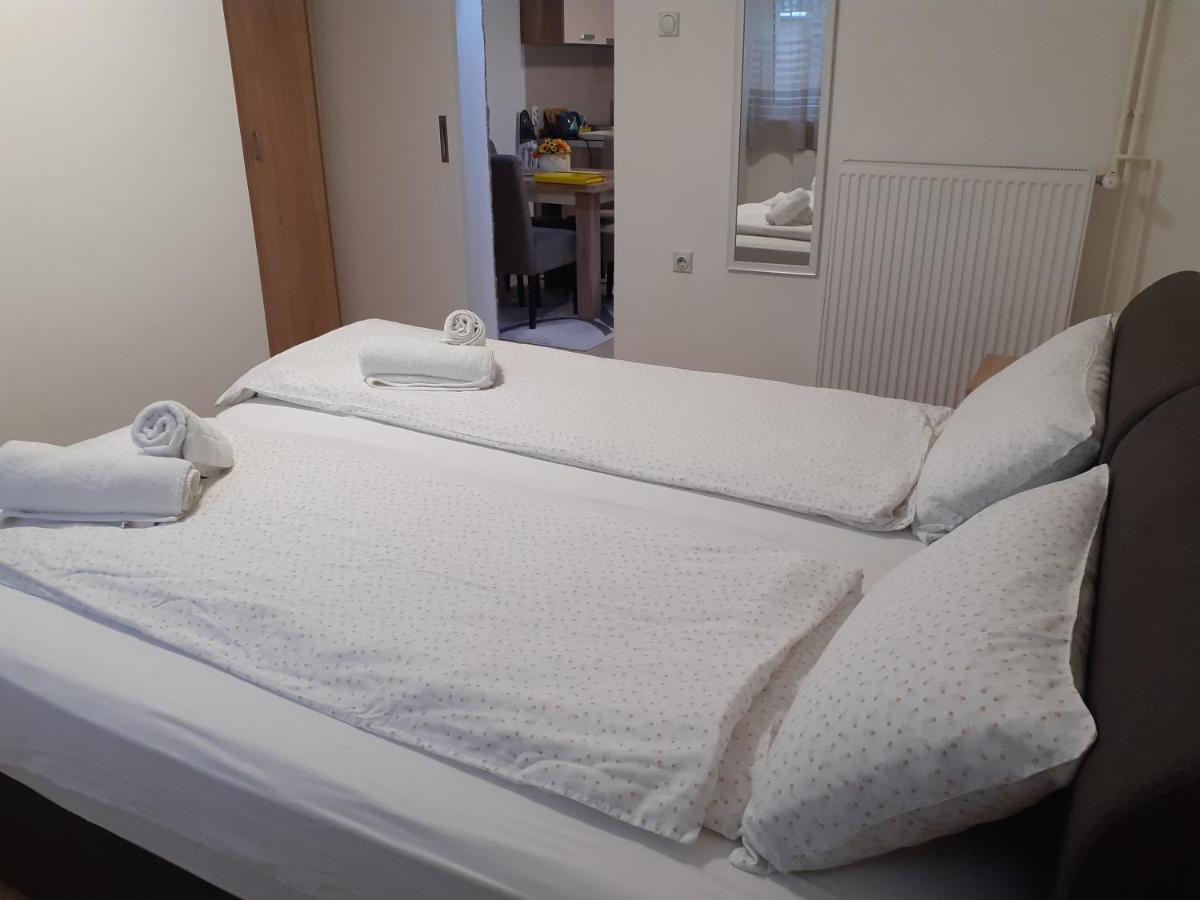Apartman Nena Pirot Exteriér fotografie