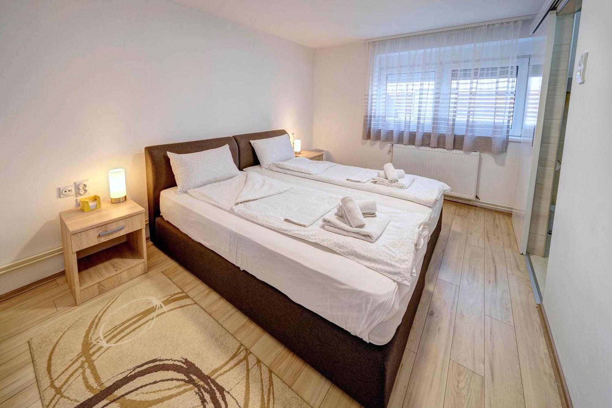 Apartman Nena Pirot Exteriér fotografie